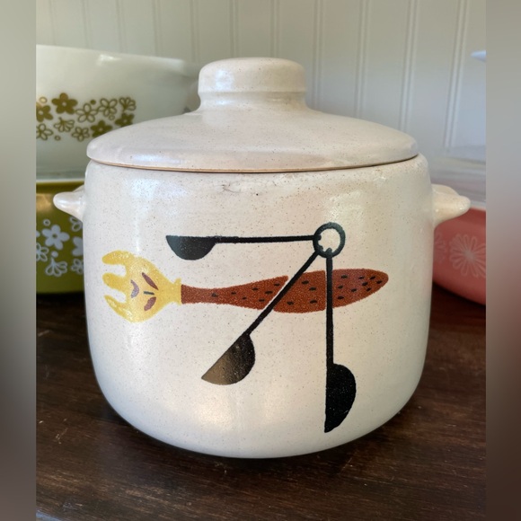 Vintage Westbend Stoneware Bean Pot❤️ - Picture 2 of 12